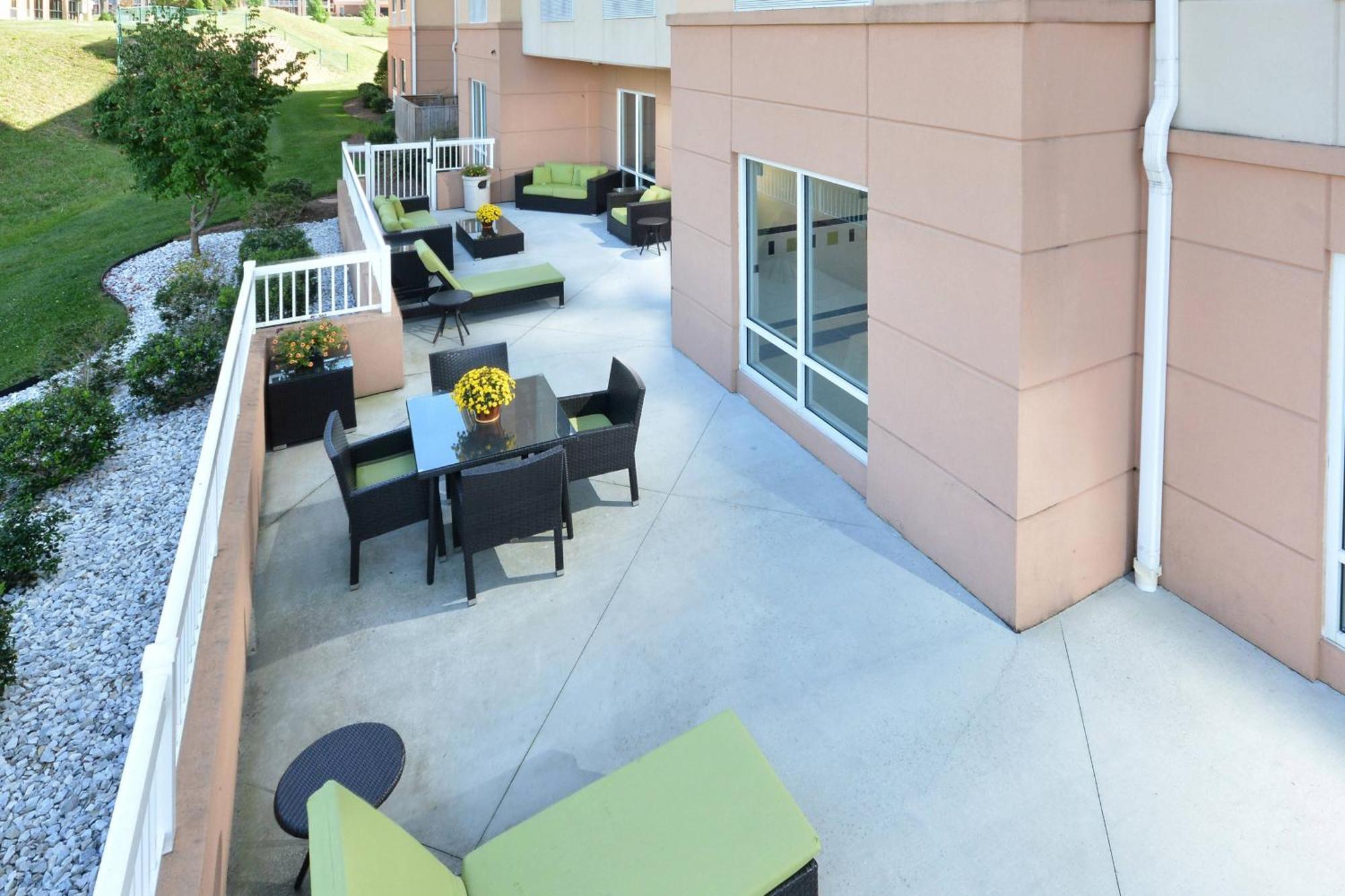 Fairfield Inn & Suites Wytheville Exterior photo